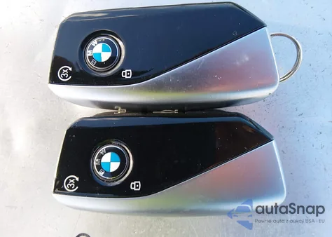 2024 BMW X7 xDrive40I z USA, uszkodzony, nr VIN 5UX23EM04R9S46158